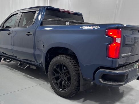 Used 2020 Chevrolet Silverado 1500 Custom w/ Custom Value Package AWD/4WD image 7