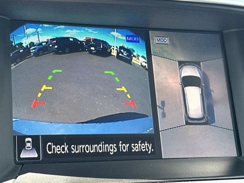Used 2019 Nissan Pathfinder SL FWD image 31