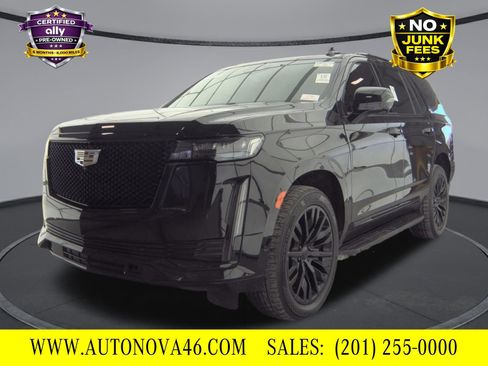 Used 2021 Cadillac Escalade Sport w/ LPO, Illumination Package image 5