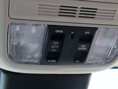 Used 2026 Honda Odyssey Elite image 28