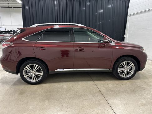 Used 2015 Lexus RX 450h AWD image 13