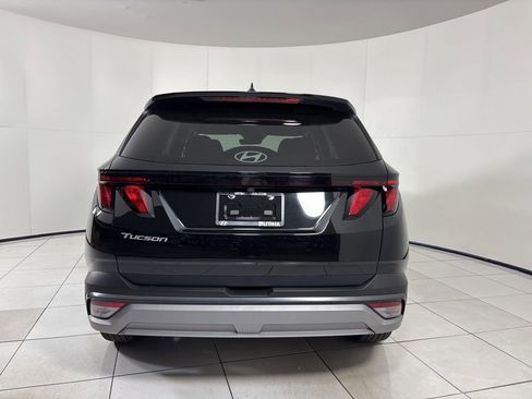 Certified 2025 Hyundai Tucson SEL FWD image 4