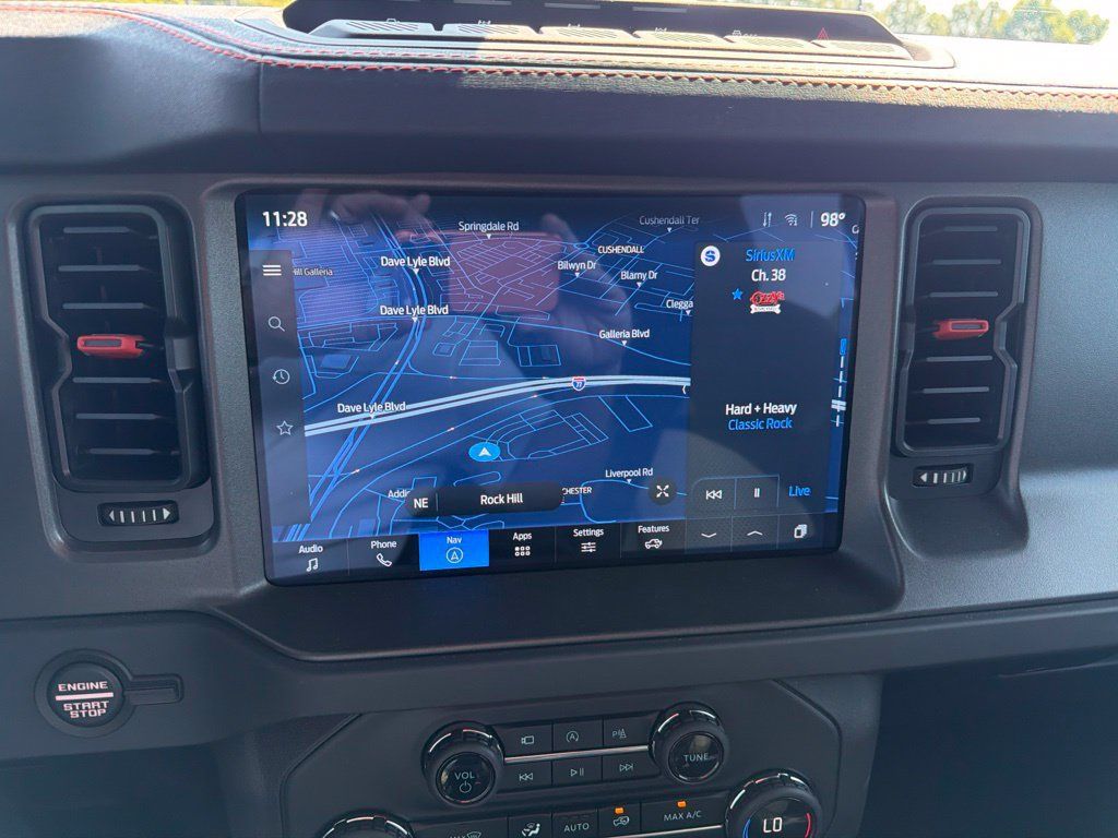 Used 2025 Ford Bronco Raptor AWD/4WD image 2