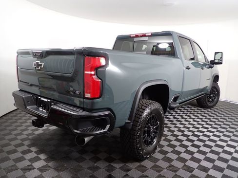 New 2026 Chevrolet Silverado 2500 ZR2 w/ LPO, Dark Essentials Package AWD/4WD image 18
