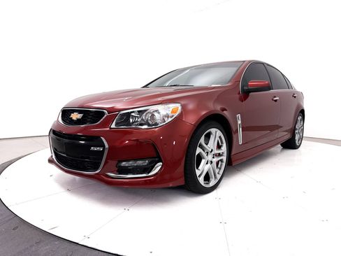 Used 2016 Chevrolet SS RWD image 18