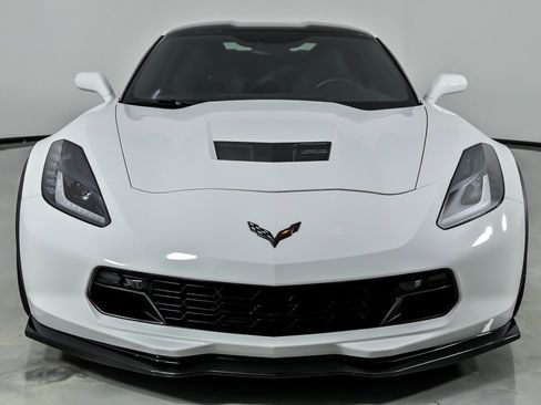 Used 2017 Chevrolet Corvette Grand Sport RWD image 5