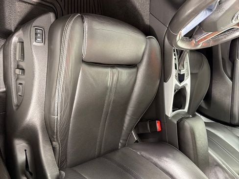 Used 2016 Cadillac SRX Luxury FWD image 12