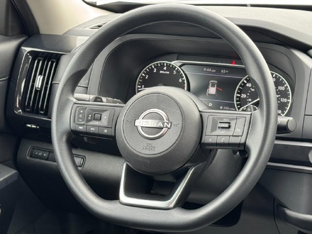 Used 2023 Nissan Pathfinder S w/ Cargo Package AWD/4WD image 18