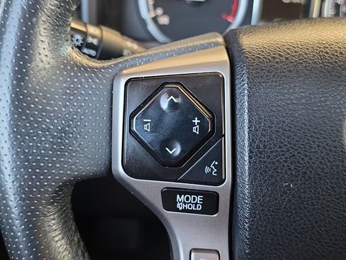 Used 2020 Toyota 4Runner Limited AWD/4WD image 20