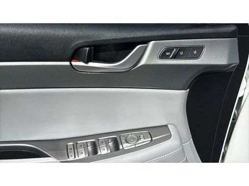 Used 2022 Hyundai Palisade SEL w/ 8P Bench Seat Package FWD image 14