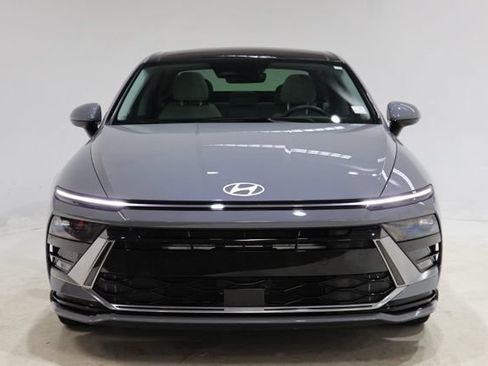 Used 2024 Hyundai Sonata SEL w/ Convenience Package FWD image 2