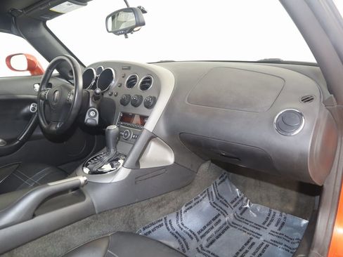 Used 2008 Pontiac Solstice GXP w/ Premium Package image 36
