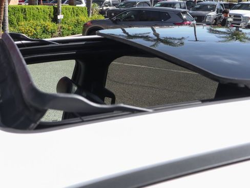 Used 2022 RAM 1500 Laramie w/ G/T Package image 27