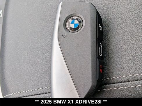 Used 2025 BMW X1 xDrive28i w/ Convenience Package image 30
