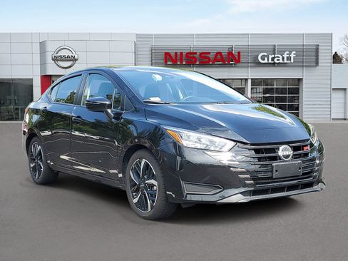 Certified 2024 Nissan Versa SR FWD image 2