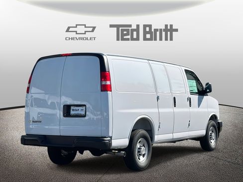 New 2025 Chevrolet Express 2500 w/ Safety Package image 6
