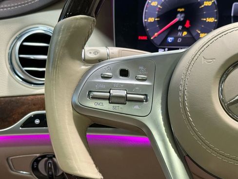 Used 2019 Mercedes-Benz S 560 Sedan image 17