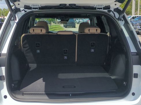 New 2026 Jeep Grand Cherokee Limited image 13