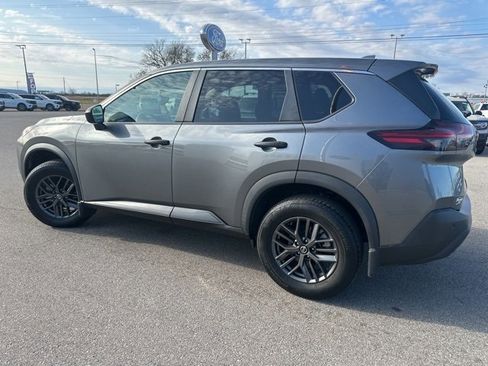 Used 2021 Nissan Rogue S image 24