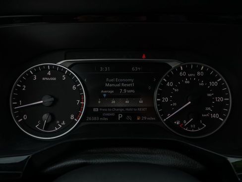 Used 2024 Nissan Pathfinder SL w/ Black Appearance Package image 28