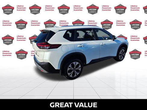 Used 2023 Nissan Rogue SV w/ SV Premium B Package image 9