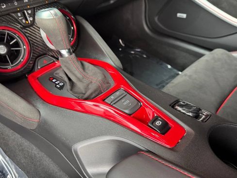 Used 2019 Chevrolet Camaro ZL1 RWD image 25