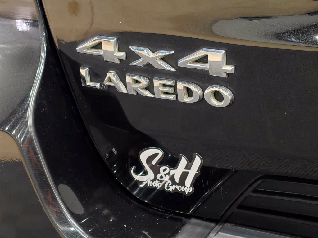 Used 2012 Jeep Grand Cherokee Laredo AWD/4WD image 40