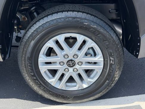Used 2024 Toyota Tundra SR5 AWD/4WD image 32