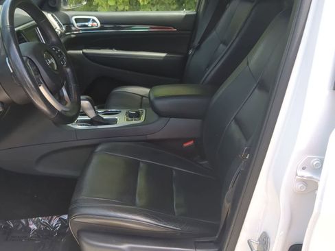 Used 2016 Jeep Grand Cherokee High Altitude AWD/4WD image 16