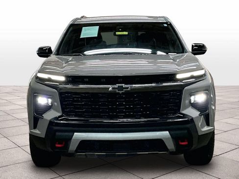 Used 2026 Chevrolet Traverse Z71 w/ LPO, Floor Liner Package AWD/4WD image 3