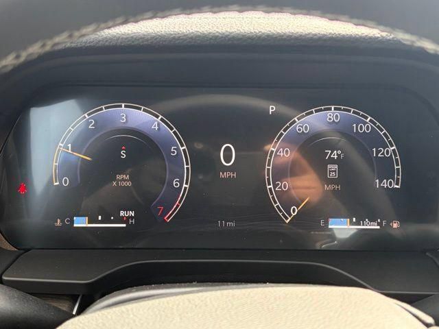 New 2026 Jeep Grand Cherokee Altitude AWD/4WD image 19