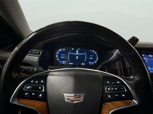 Used 2016 Cadillac Escalade ESV Luxury AWD/4WD image 29