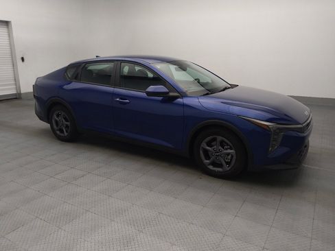 Used 2025 Kia K4 FWD image 11