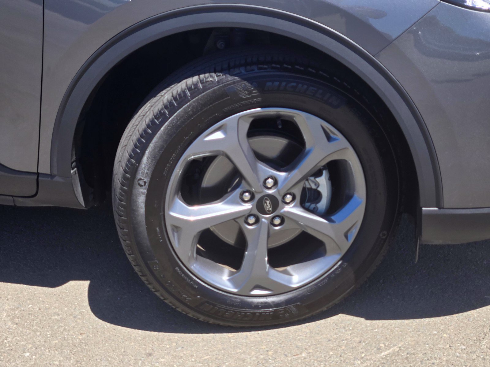 Used 2025 Ford Escape ST-Line AWD/4WD image 9