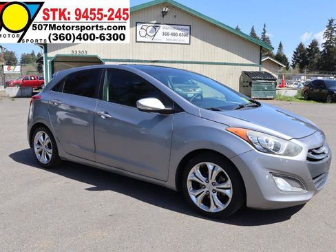 Used 2014 Hyundai Elantra GT w/ Option Group 03 FWD image 10