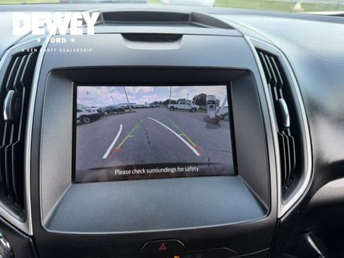 Used 2020 Ford Edge SEL AWD/4WD image 17