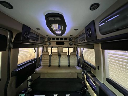 Used 2017 RAM ProMaster 2500 w/ Premium Appearance Group image 28