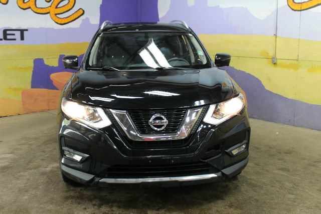 Used 2017 Nissan Rogue SV AWD/4WD image 3