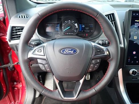 Certified 2024 Ford Edge ST-Line AWD/4WD image 24