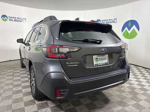 Used 2020 Subaru Outback Premium image 10