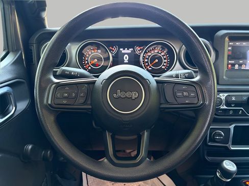 Used 2023 Jeep Gladiator Sport w/ Trailer Tow Package AWD/4WD image 15