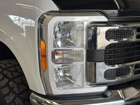 Used 2023 Ford F350 XLT w/ Camper Package AWD/4WD image 3