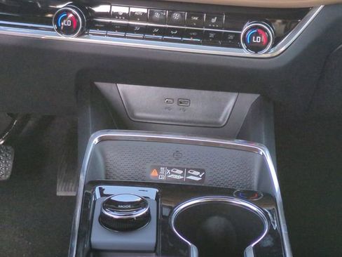 New 2026 Chevrolet Equinox ACTIV FWD image 18