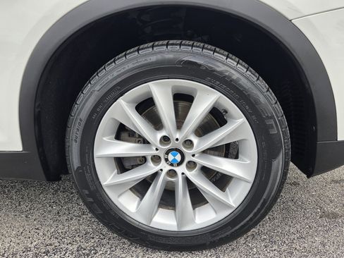 Used 2017 BMW X3 xDrive28i AWD/4WD image 9