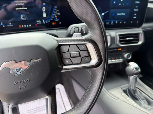 Used 2026 Ford Mustang GT Premium RWD image 40