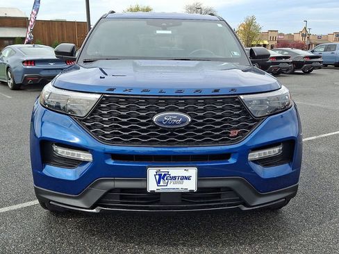 Certified 2022 Ford Explorer ST w/ ST Street Pack AWD/4WD image 2