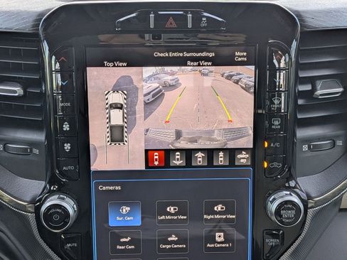 Used 2022 RAM 2500 Limited w/ Towing Technology Group image 30