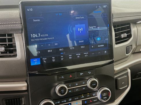 Used 2024 Ford Expedition Max XLT image 21