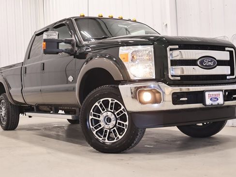 Used 2016 Ford F250 King Ranch w/ King Ranch w/Chrome Package image 45