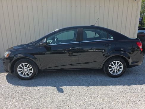 Used 2018 Chevrolet Sonic LT FWD image 11